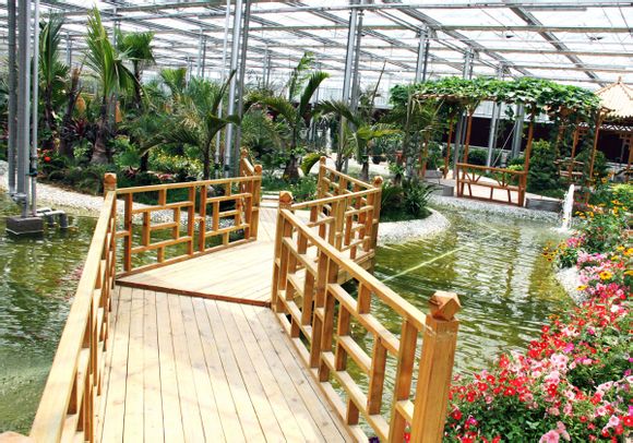 地接部电话：0315-4627771  4627772  4627773   散客部电话：0315-7330000   7330001  出团部电话：0315-4625678   4027777 传真：0315-4627778       邮编：063600            地接部QQ：51205399  57663319   1264997   1264967 散客部QQ：1647359951  1520825053    手机：13703344277   13311297771   网址：www.qulaoting.com 地址：河北省唐山市乐亭县健康路91号 